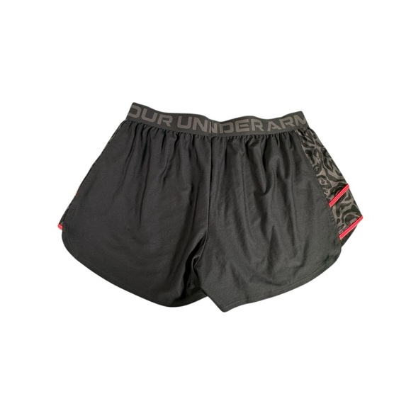 Under Armour Women’s 2X Running Shorts Black Camo Trim Stretch Loose Fit - Picture 3 of 8